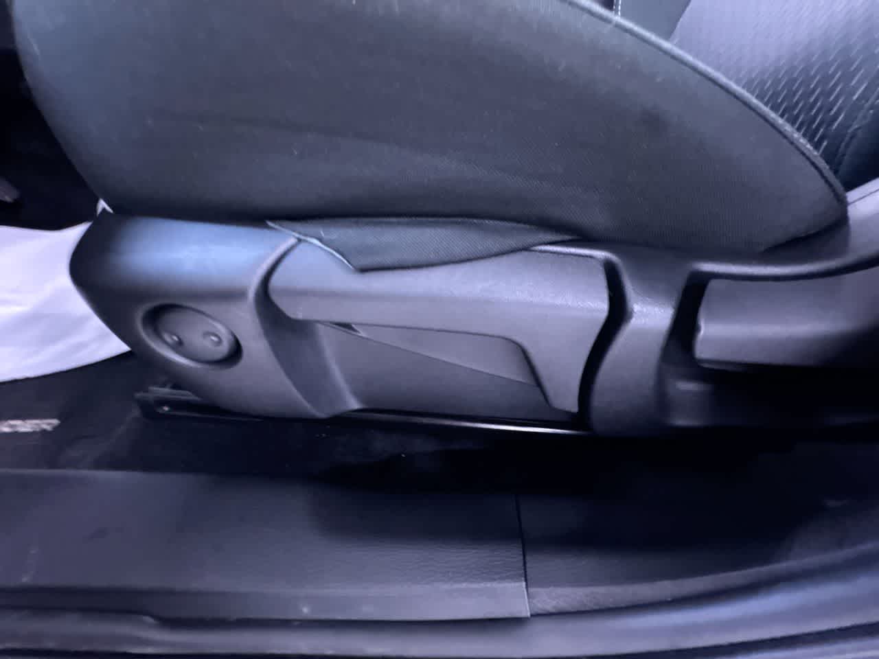 used 2025 Mitsubishi Outlander car, priced at $26,721