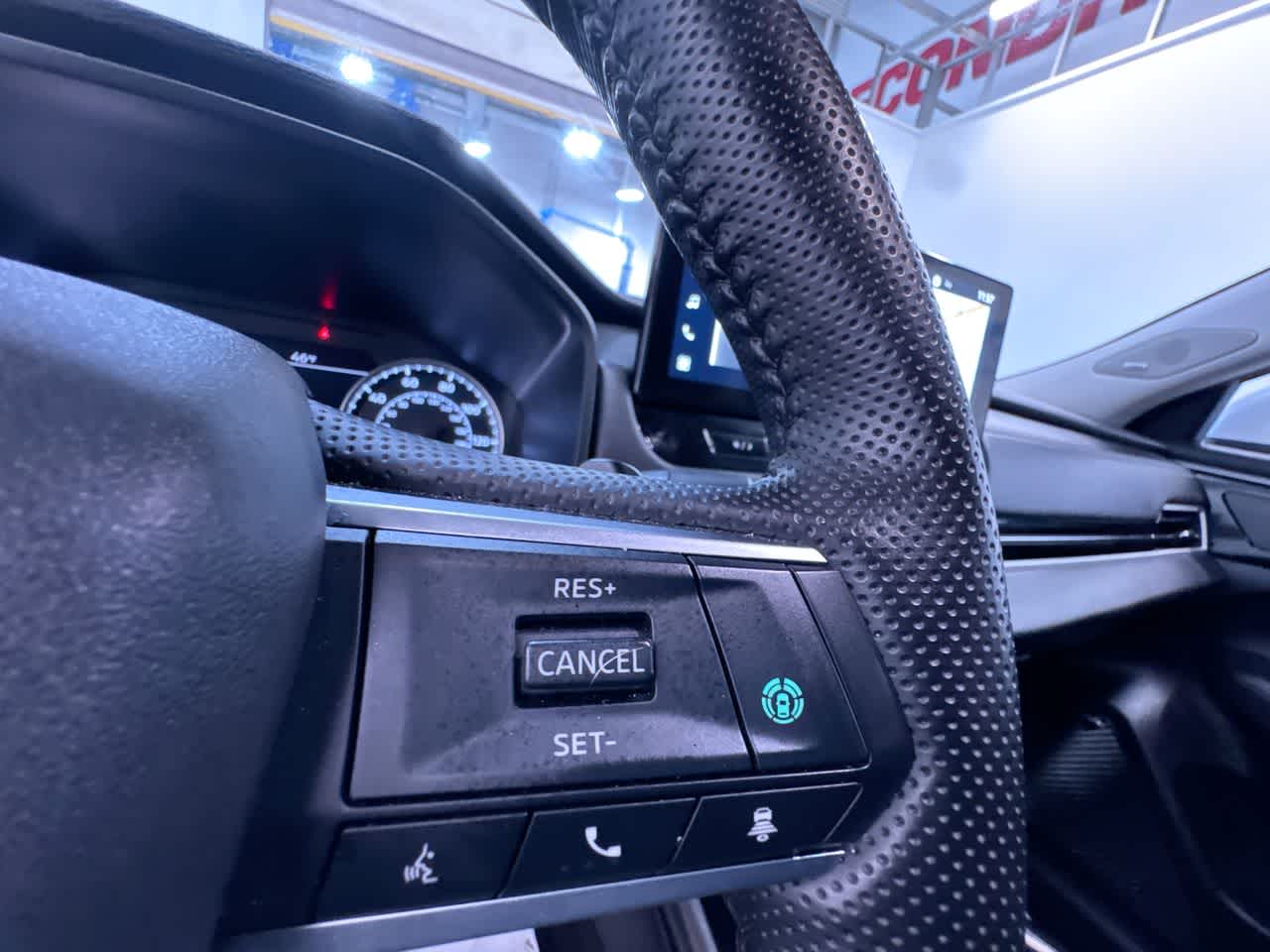 used 2025 Mitsubishi Outlander car, priced at $26,800