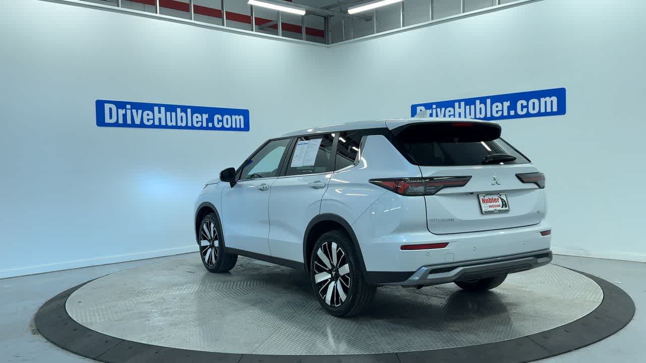 used 2025 Mitsubishi Outlander car, priced at $26,800