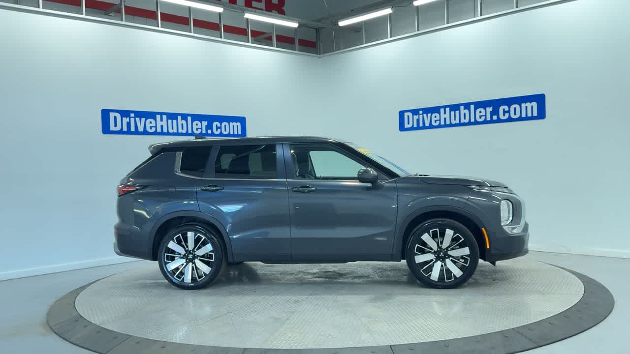 used 2025 Mitsubishi Outlander car, priced at $27,010