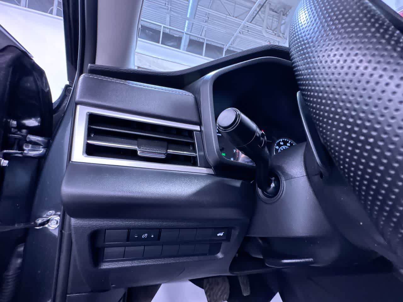 used 2025 Mitsubishi Outlander car, priced at $27,010