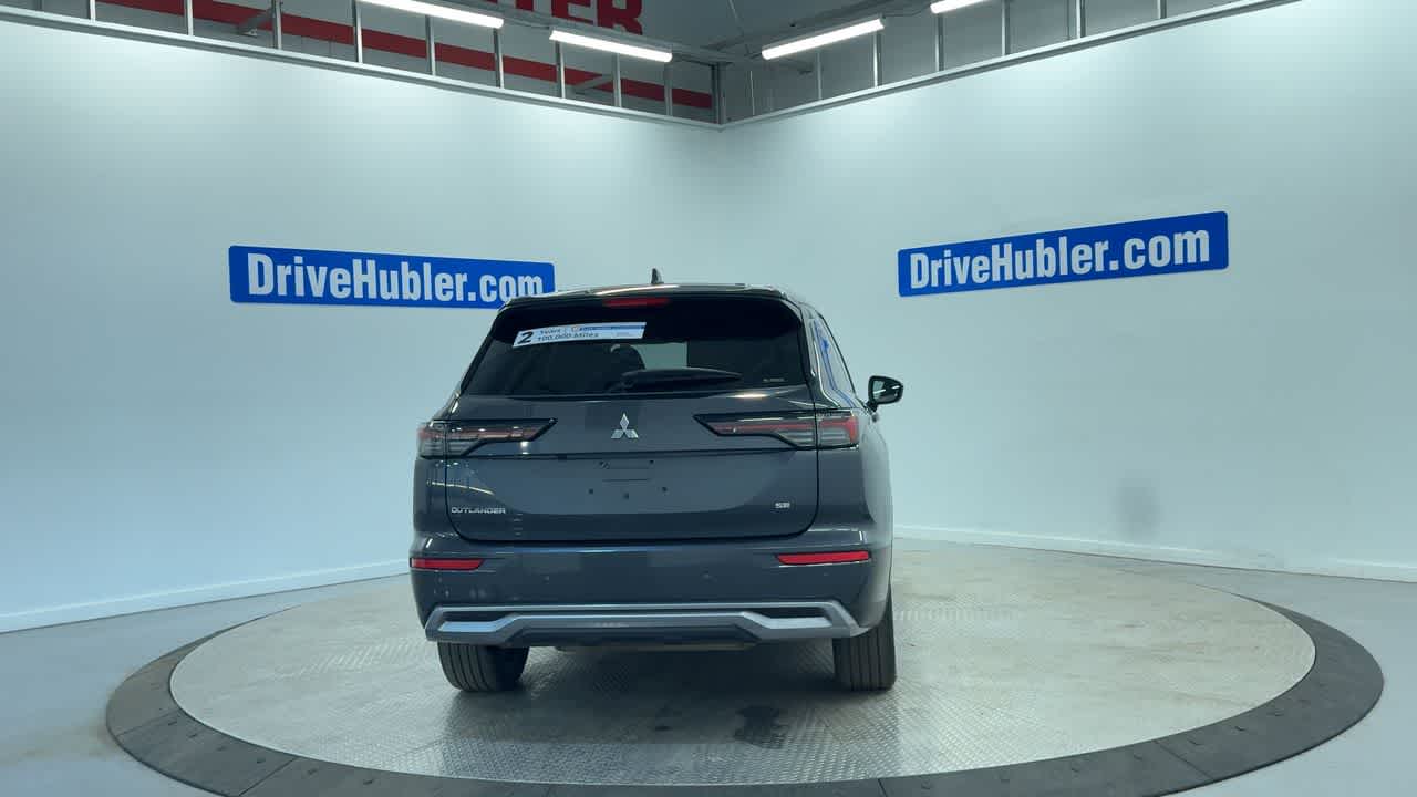 used 2025 Mitsubishi Outlander car, priced at $27,010
