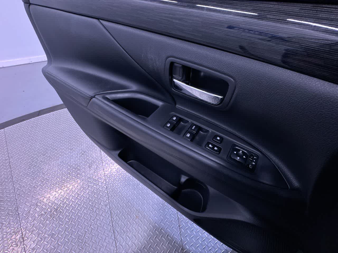 used 2016 Mitsubishi Outlander car, priced at $11,777