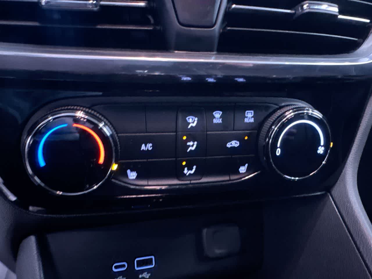 used 2024 Buick Encore GX car, priced at $20,342