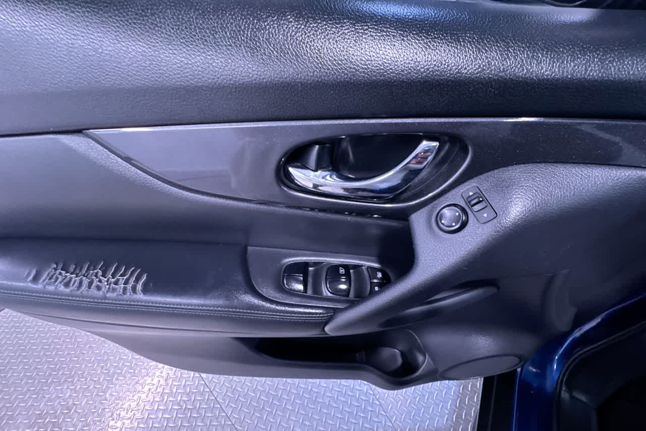 used 2017 Nissan Rogue car, priced at $11,777