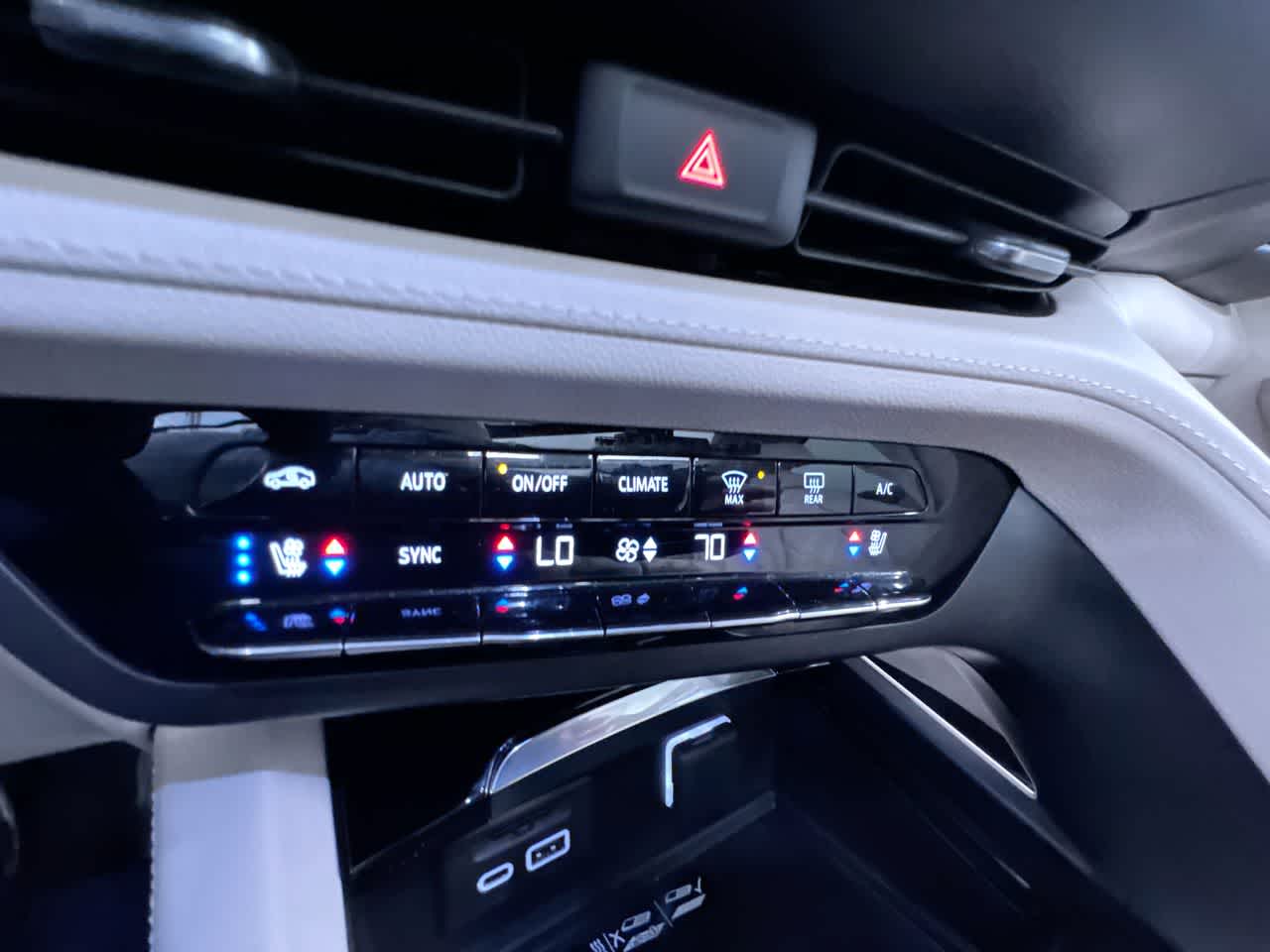 used 2023 Buick Envision car, priced at $30,543