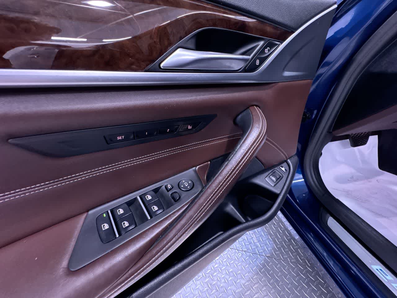 used 2018 BMW 530e xDrive iPerformance car, priced at $17,777