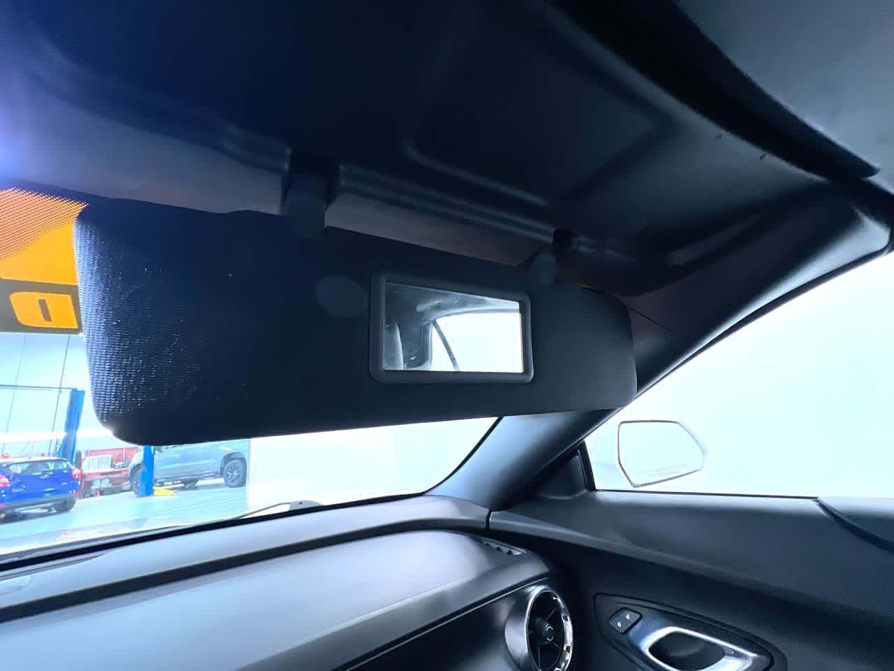 2018 Chevrolet Camaro #33