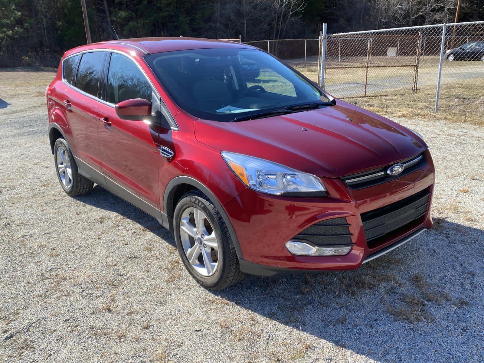 2015 Ford Escape SE's photo