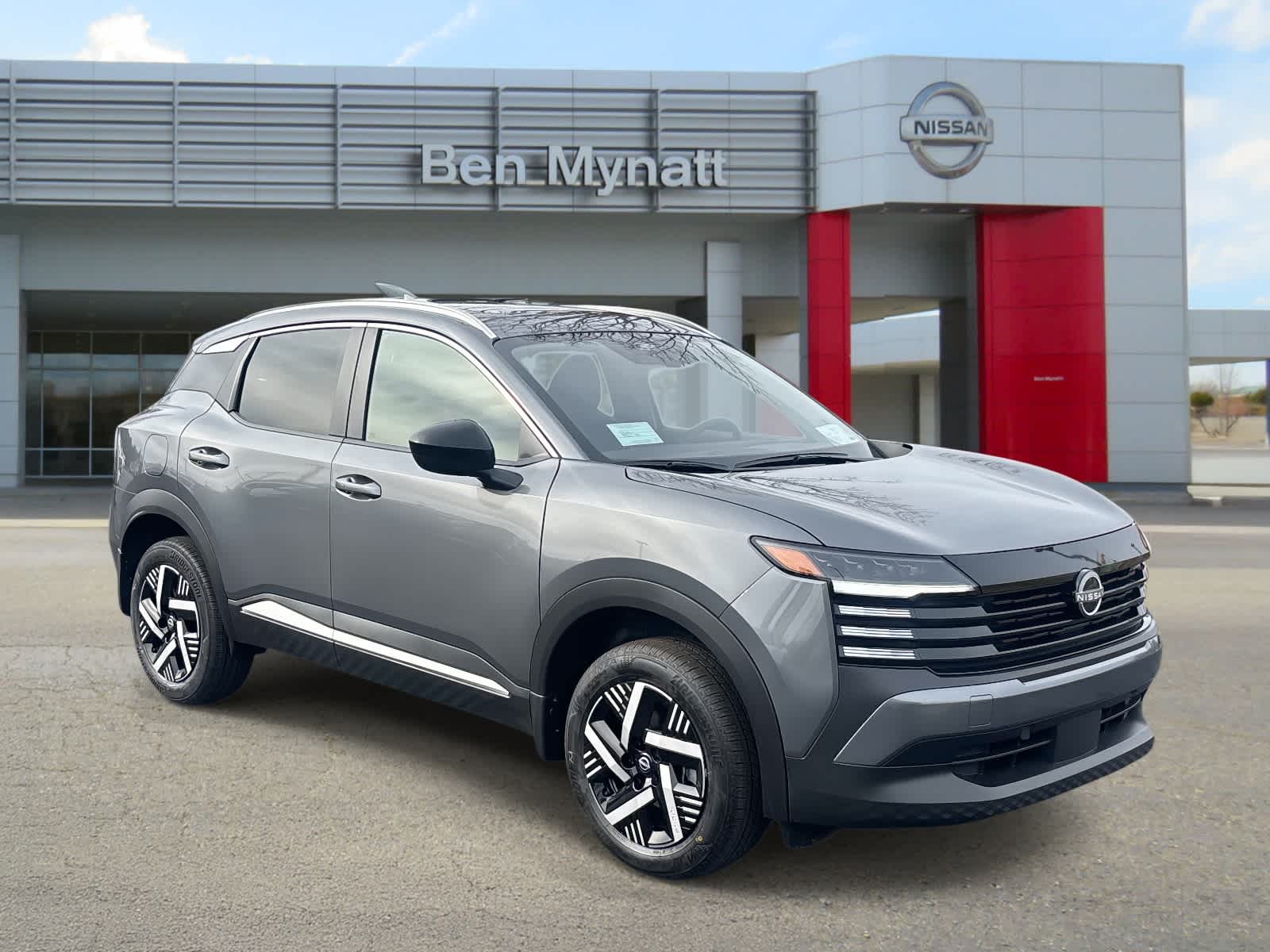 2026 Nissan KICKS SV's photo