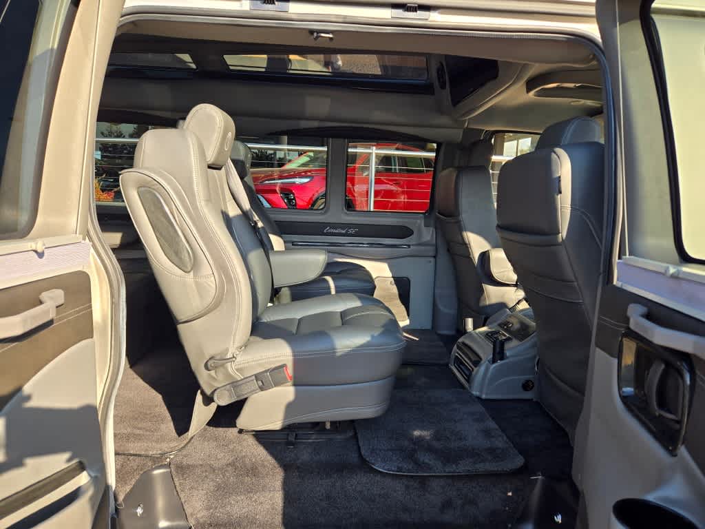 2018 Chevrolet Express EXPRESS 8