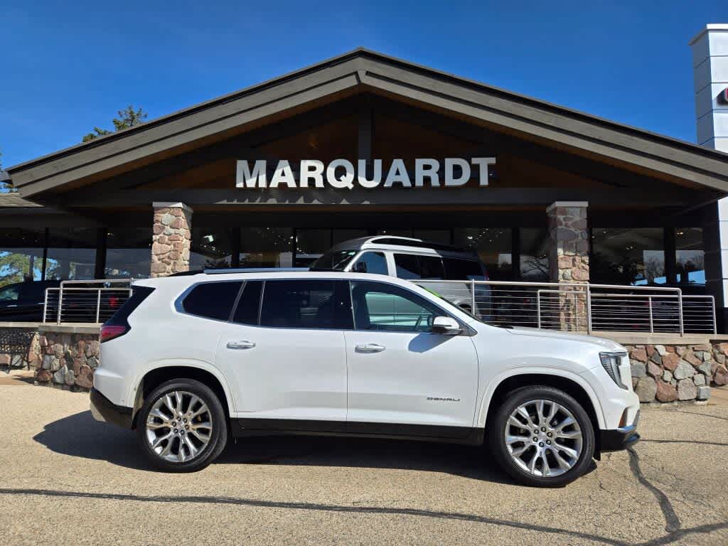 2024 GMC Acadia Denali AWD