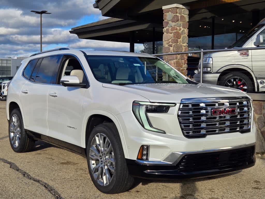 2025 GMC Acadia AWD Denali 2