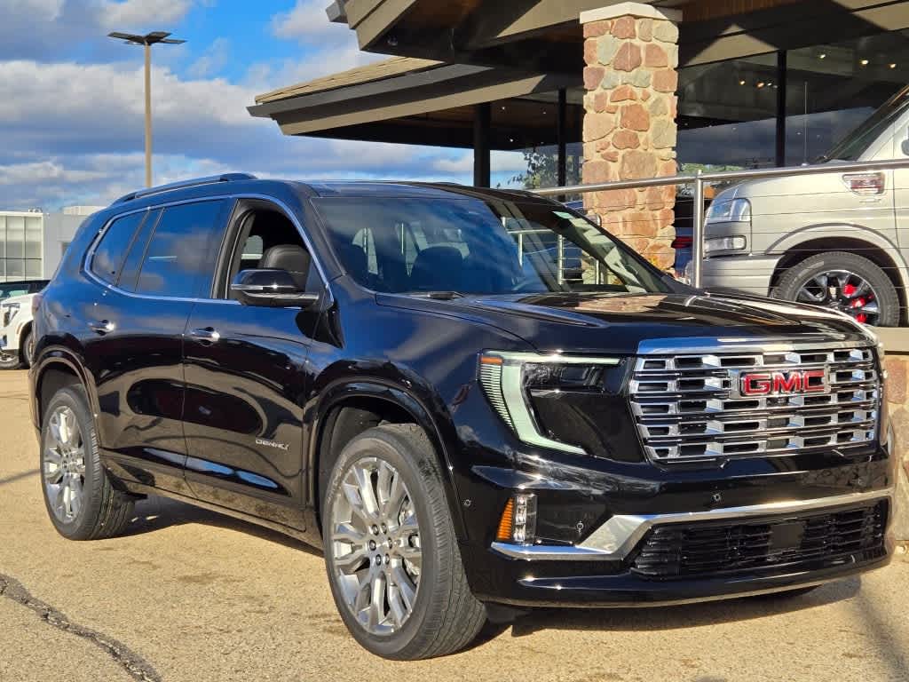 2025 GMC Acadia AWD Denali 2