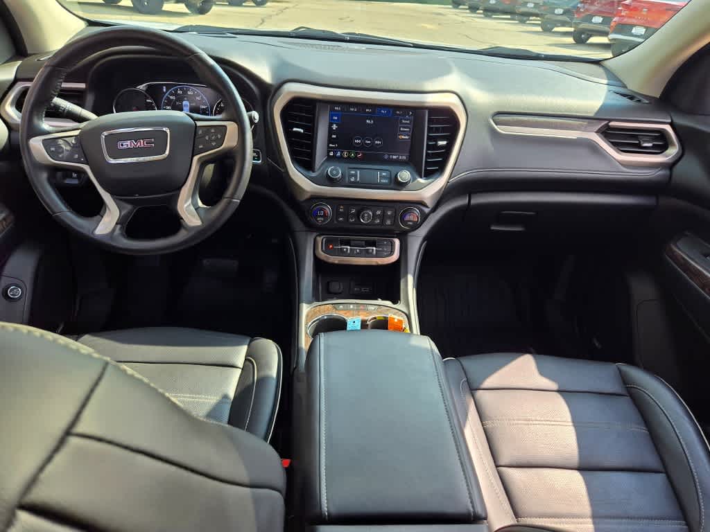 2020 GMC Acadia Denali 21