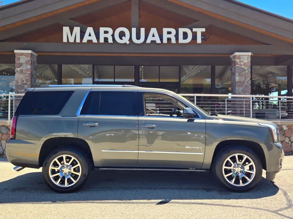 Mineral Metallic 2017 GMC Yukon Denali 4WD SUV / Crossover Four-Wheel Drive 8-Speed Automatic