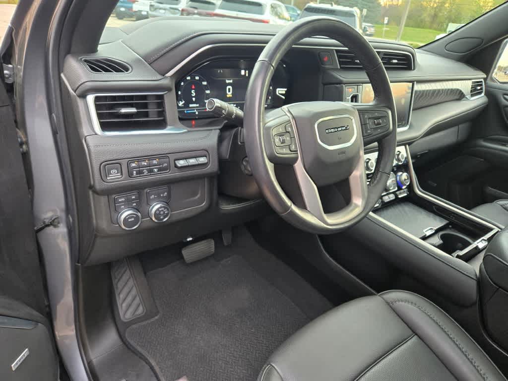 2022 GMC Yukon Denali 26