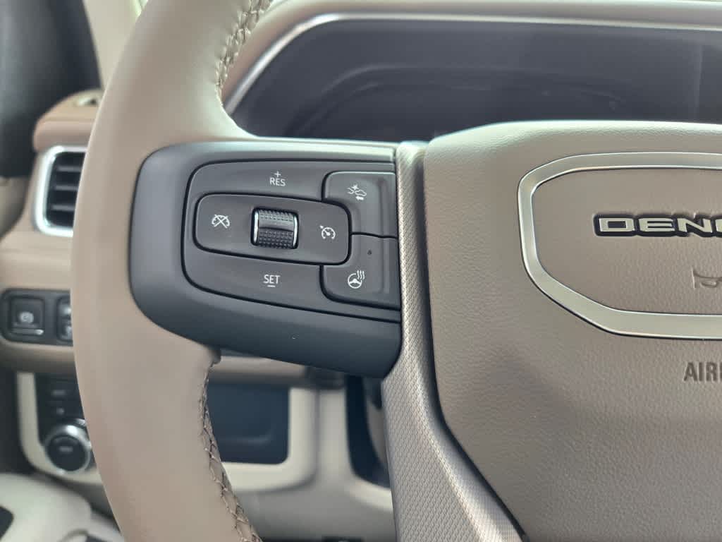 2024 GMC Yukon Denali 34