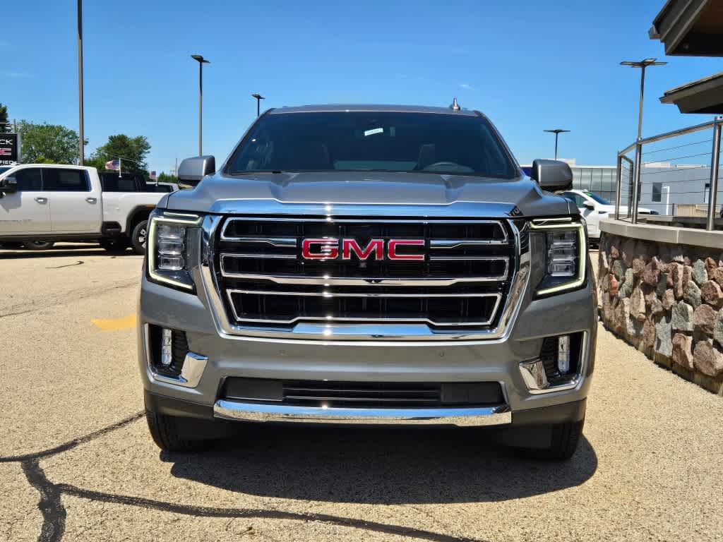 2024 GMC Yukon XL SLT 3