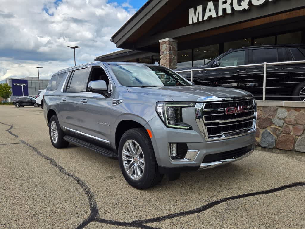 2024 GMC Yukon XL SLT 2