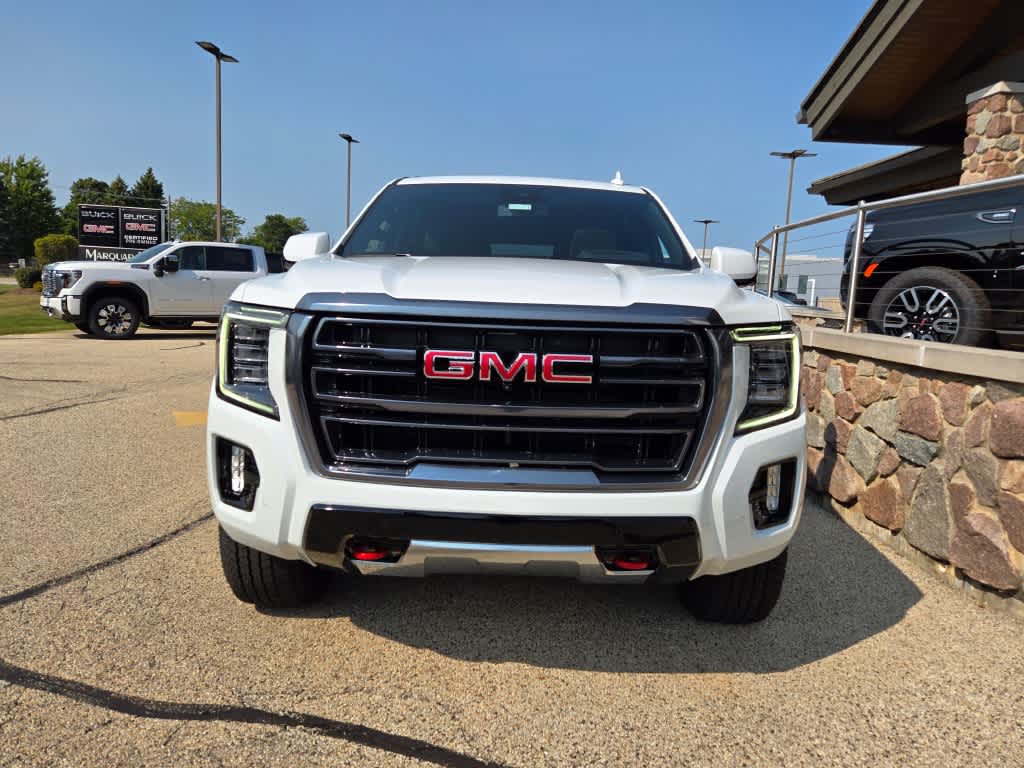 2024 GMC Yukon XL AT4 3