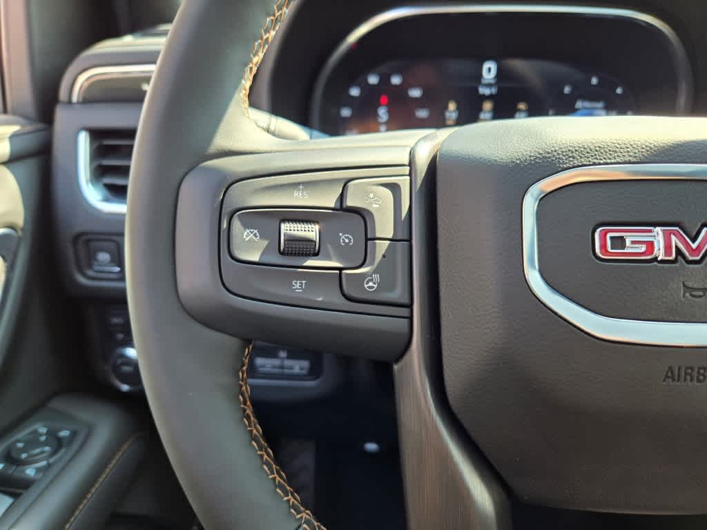 2024 GMC Yukon XL AT4 37