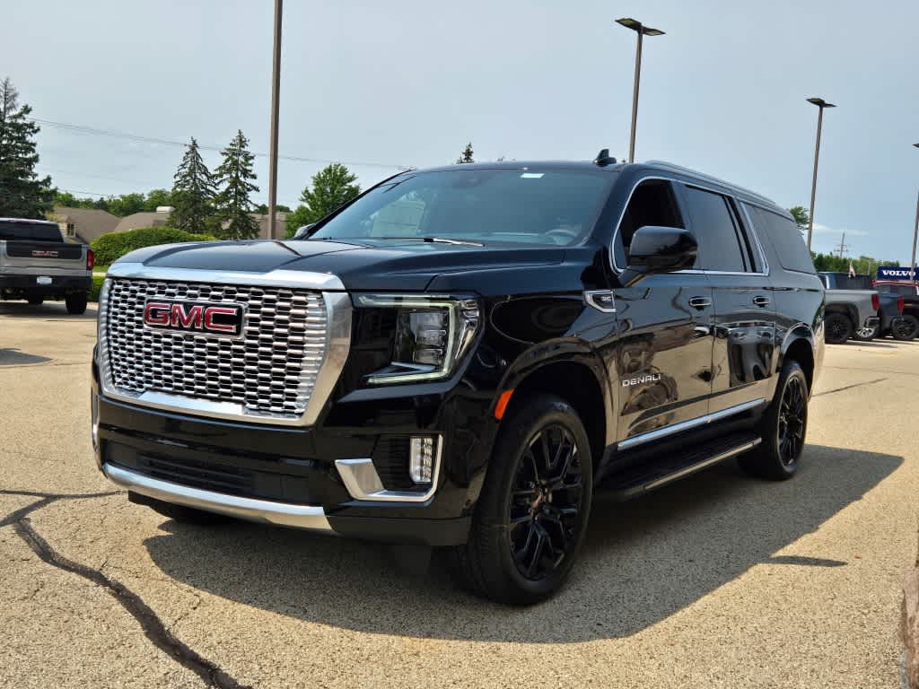 2024 GMC Yukon XL Denali 4