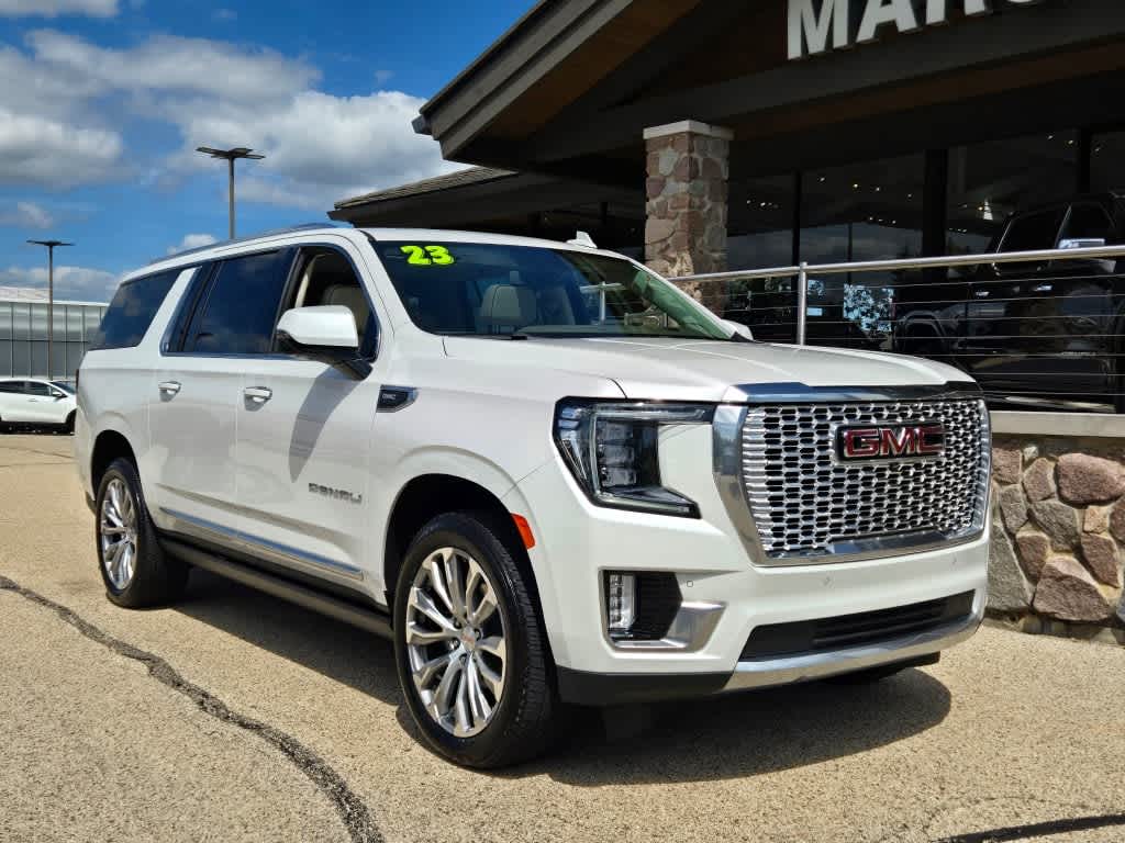 2023 GMC Yukon XL Denali 2