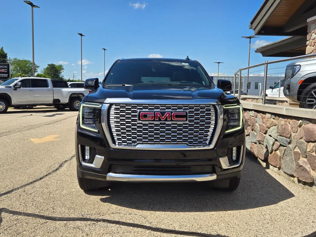 2024 GMC Yukon XL Denali 3