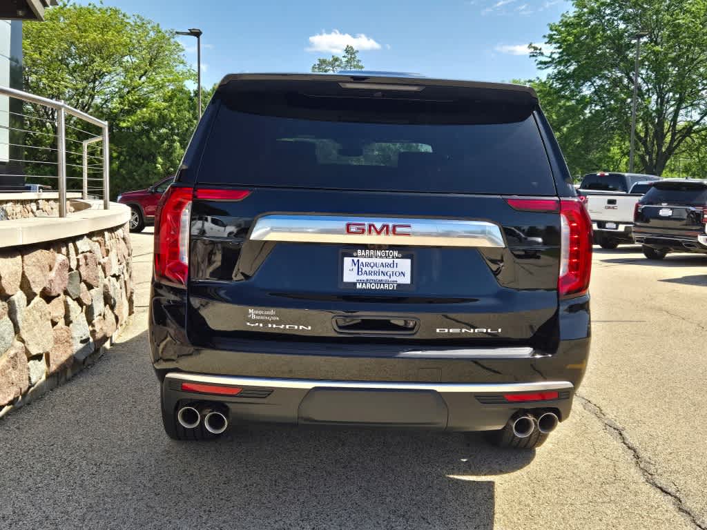 2024 GMC Yukon XL Denali 17