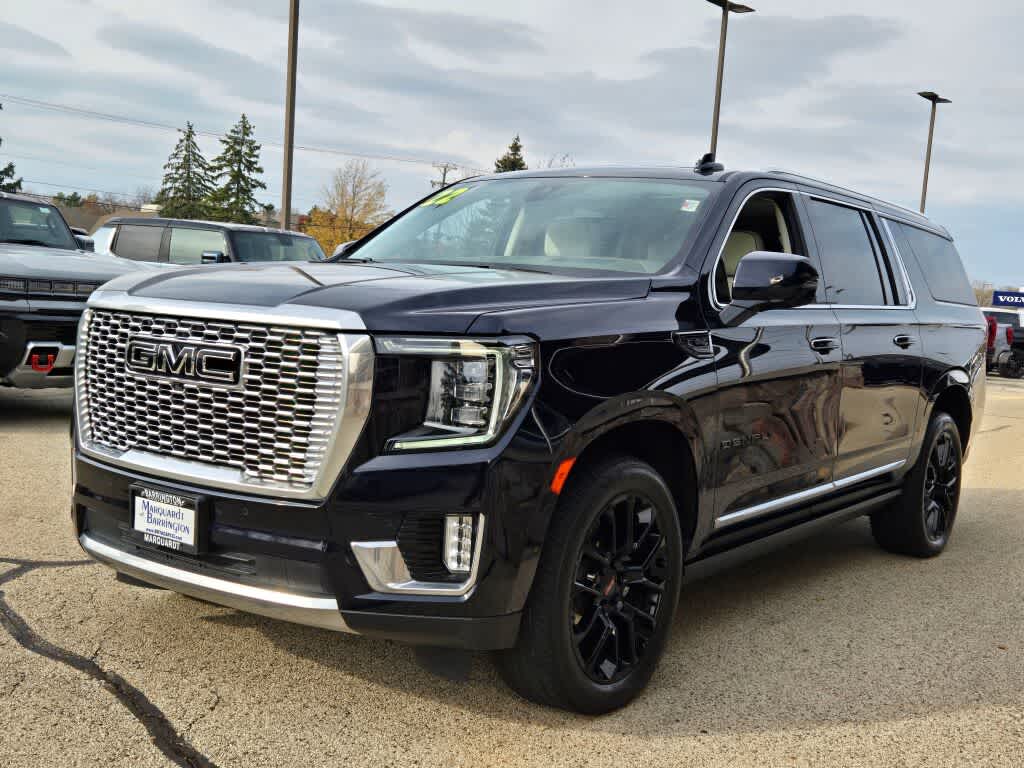 2022 GMC Yukon XL Denali 4