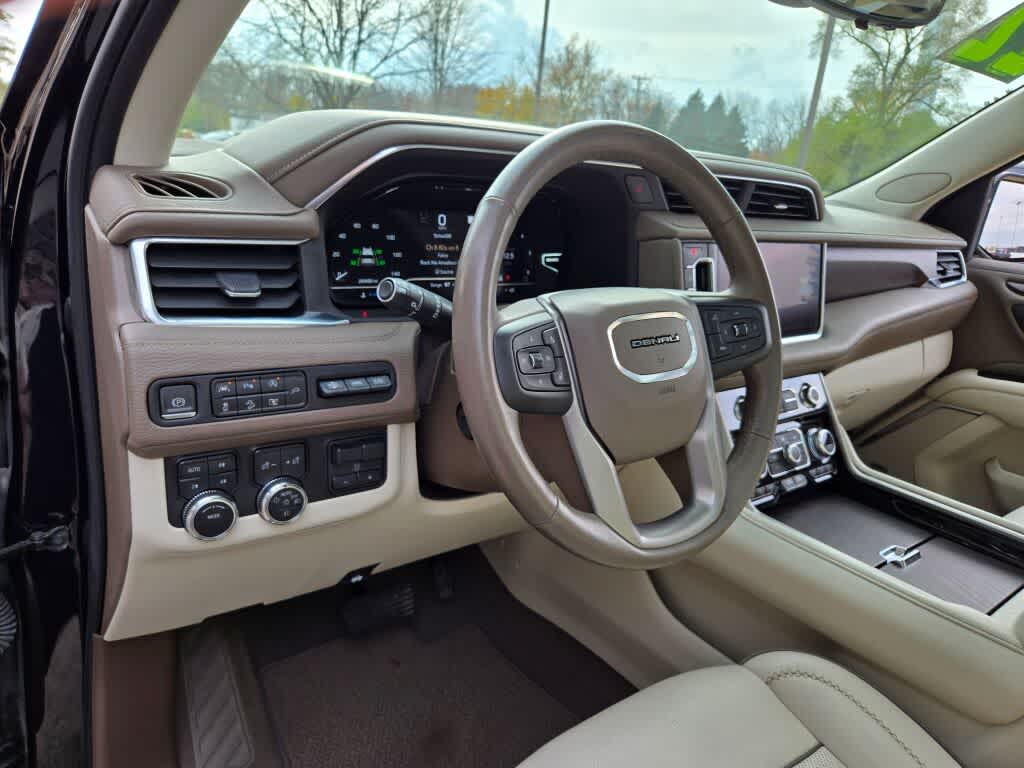 2022 GMC Yukon XL Denali 26