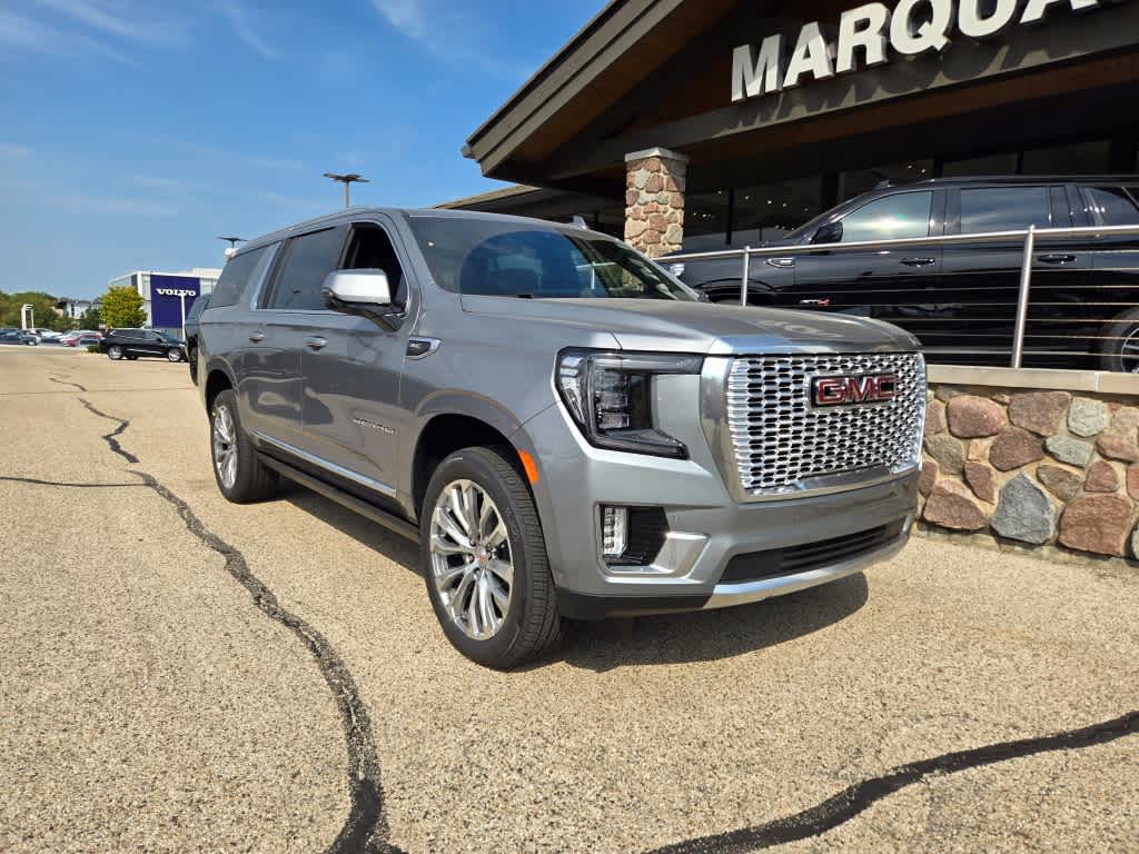 2024 GMC Yukon XL Denali 2