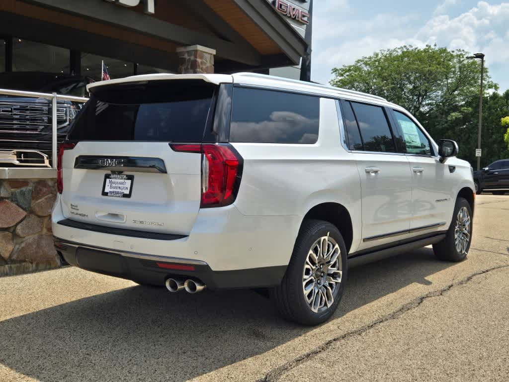 2024 GMC Yukon XL Denali Ultimate 16