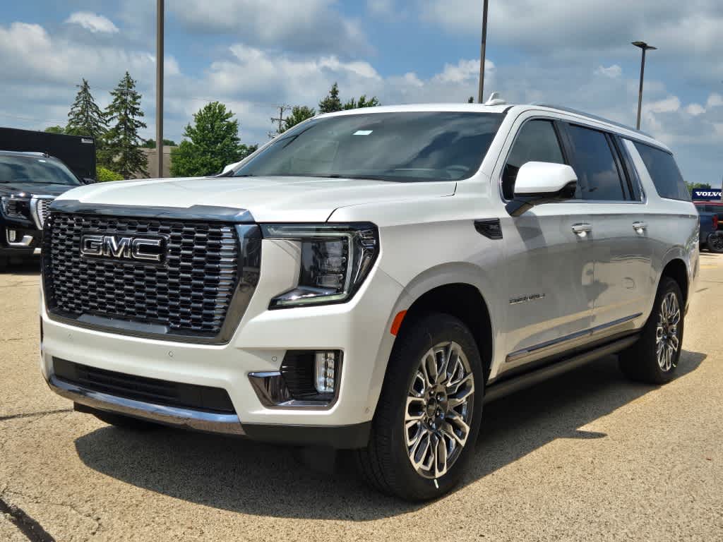 2024 GMC Yukon XL Denali Ultimate 4