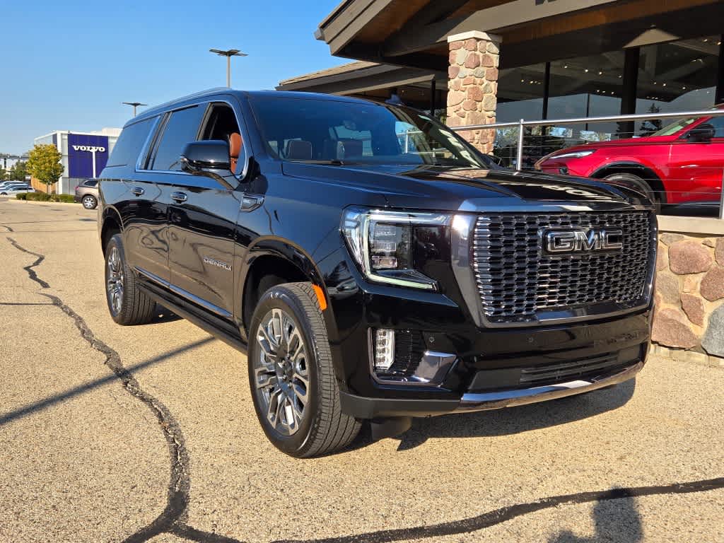 2024 GMC Yukon XL Denali Ultimate 2