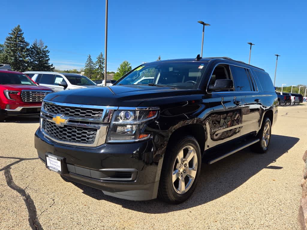 2016 Chevrolet Suburban LT 4