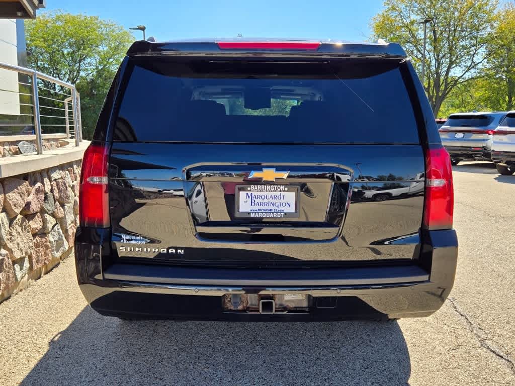 2016 Chevrolet Suburban LT 17