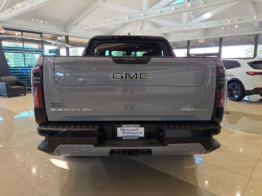 2024 GMC Sierra EV Denali Edition 1 e4WD Crew Cab 13