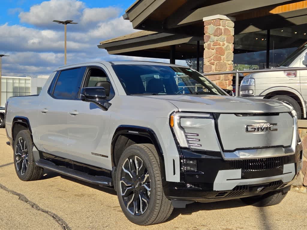 2025 GMC Sierra EV Max Range Denali e4WD Crew Cab 2