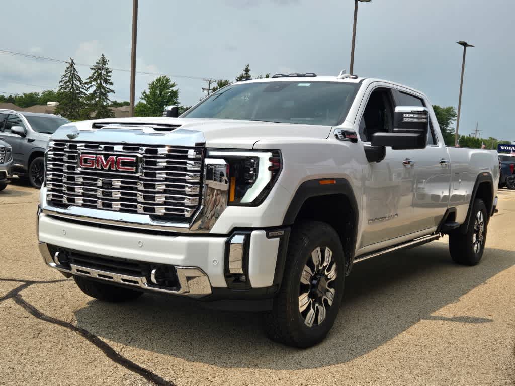 2024 GMC Sierra 3500HD Denali 4WD Crew Cab 172 4