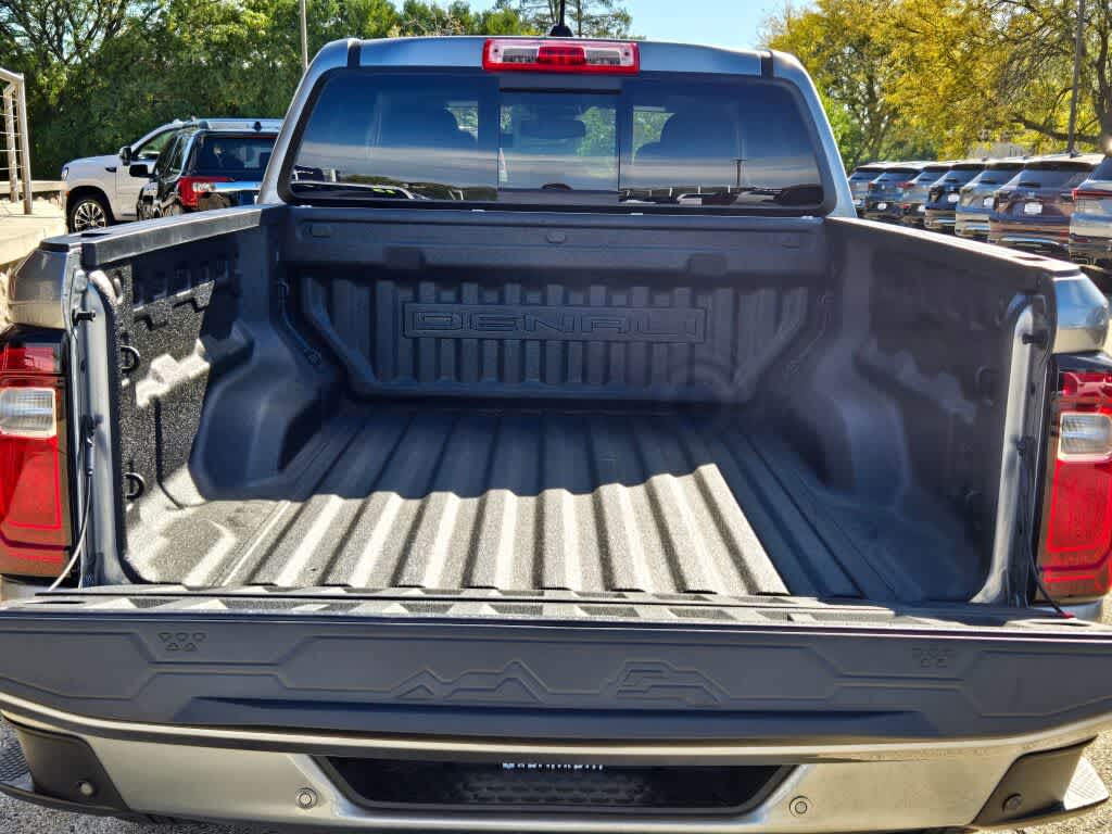 2024 GMC Canyon 4WD Denali Crew Cab 16