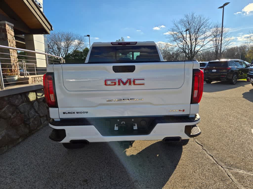 2023 GMC Sierra 1500 AT4 4WD Crew Cab 147 18