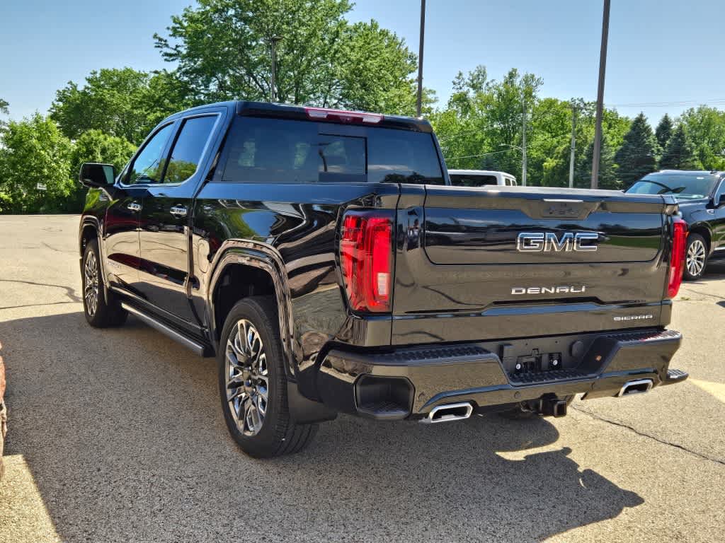 2024 GMC Sierra 1500 Denali Ultimate 4WD Crew Cab 147 18