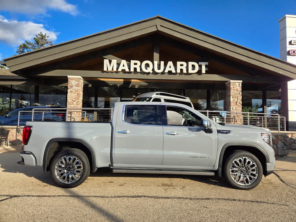 2025 GMC Sierra 1500 Denali Ultimate 4WD Crew Cab 147 1