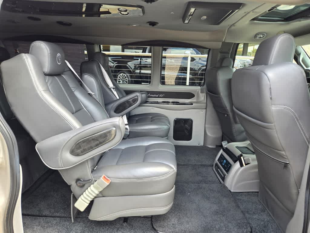 2019 GMC Savana RWD 2500 135  6.0L 8