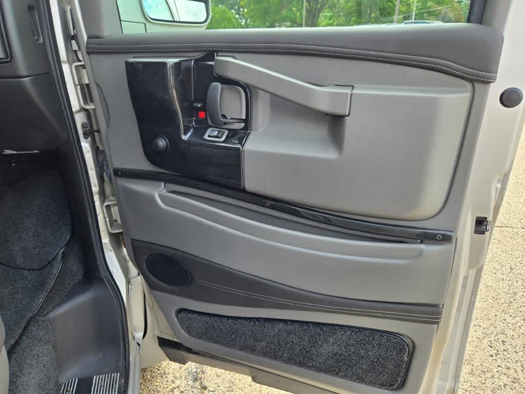 2019 GMC Savana RWD 2500 135  6.0L 7