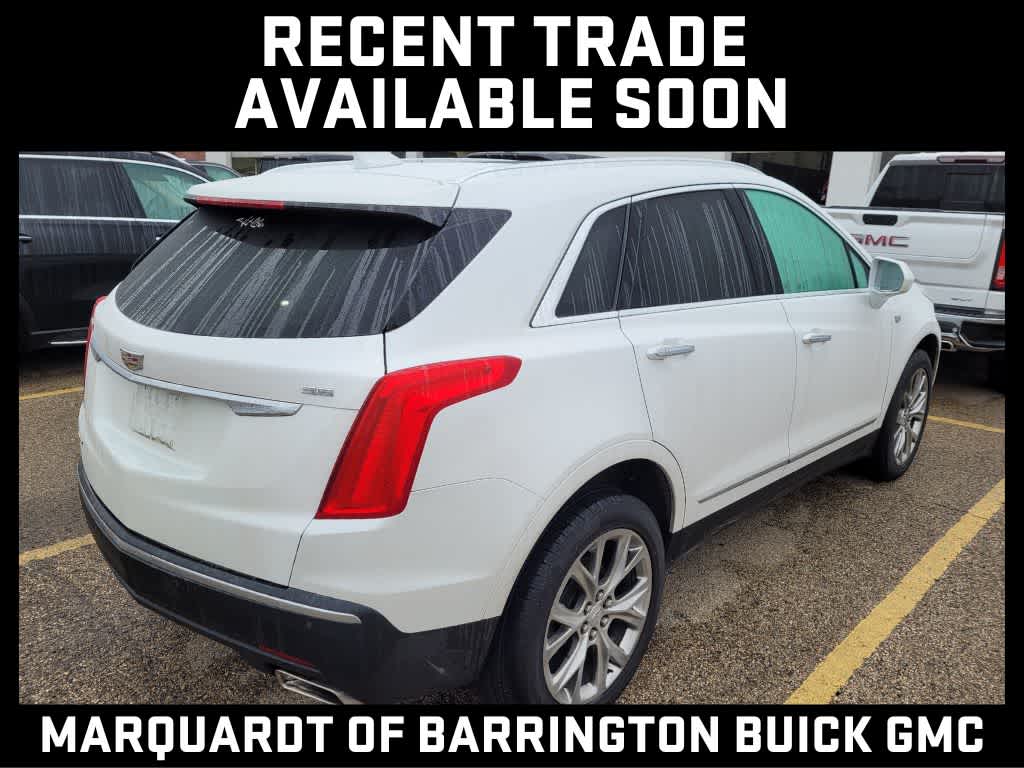 2017 Cadillac XT5 Luxury AWD 2