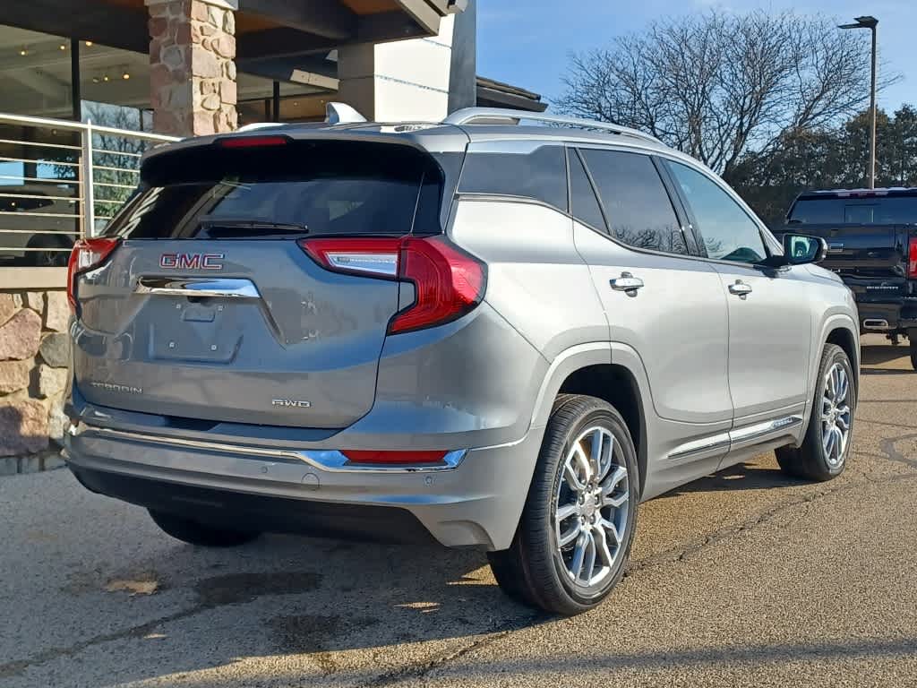 2024 GMC Terrain Denali 12