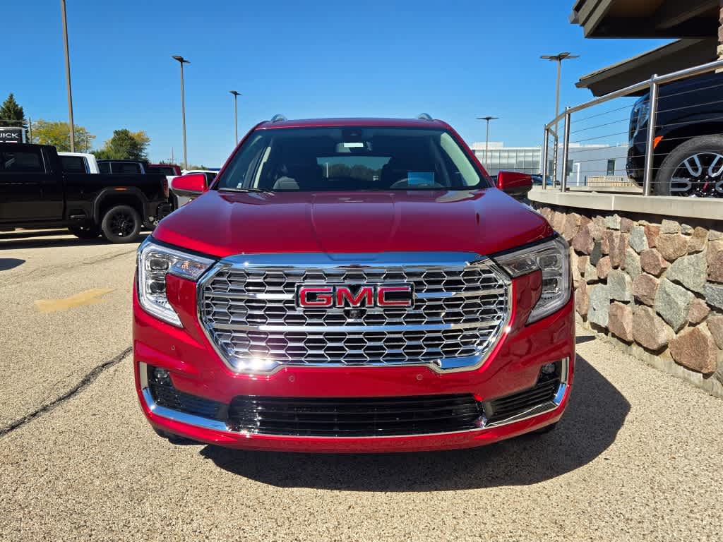 2024 GMC Terrain Denali 3